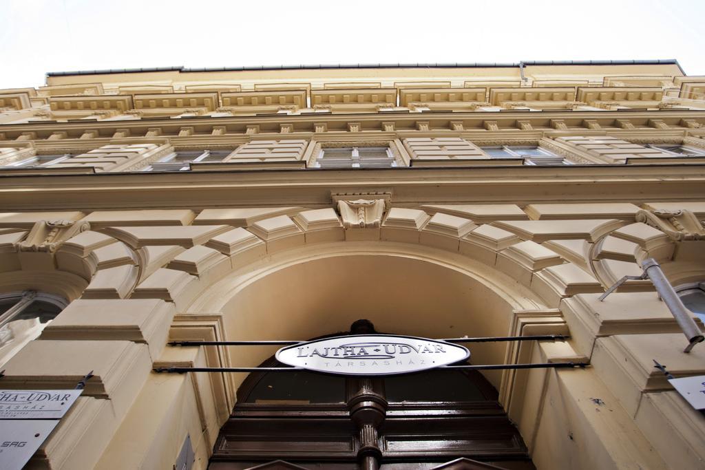 Hungarian Souvenir Apartment Будапеща Стая снимка